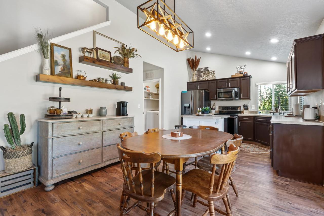 Southwestern Style 4 Bedroom Nampa Home Sleeps 16! المظهر الخارجي الصورة