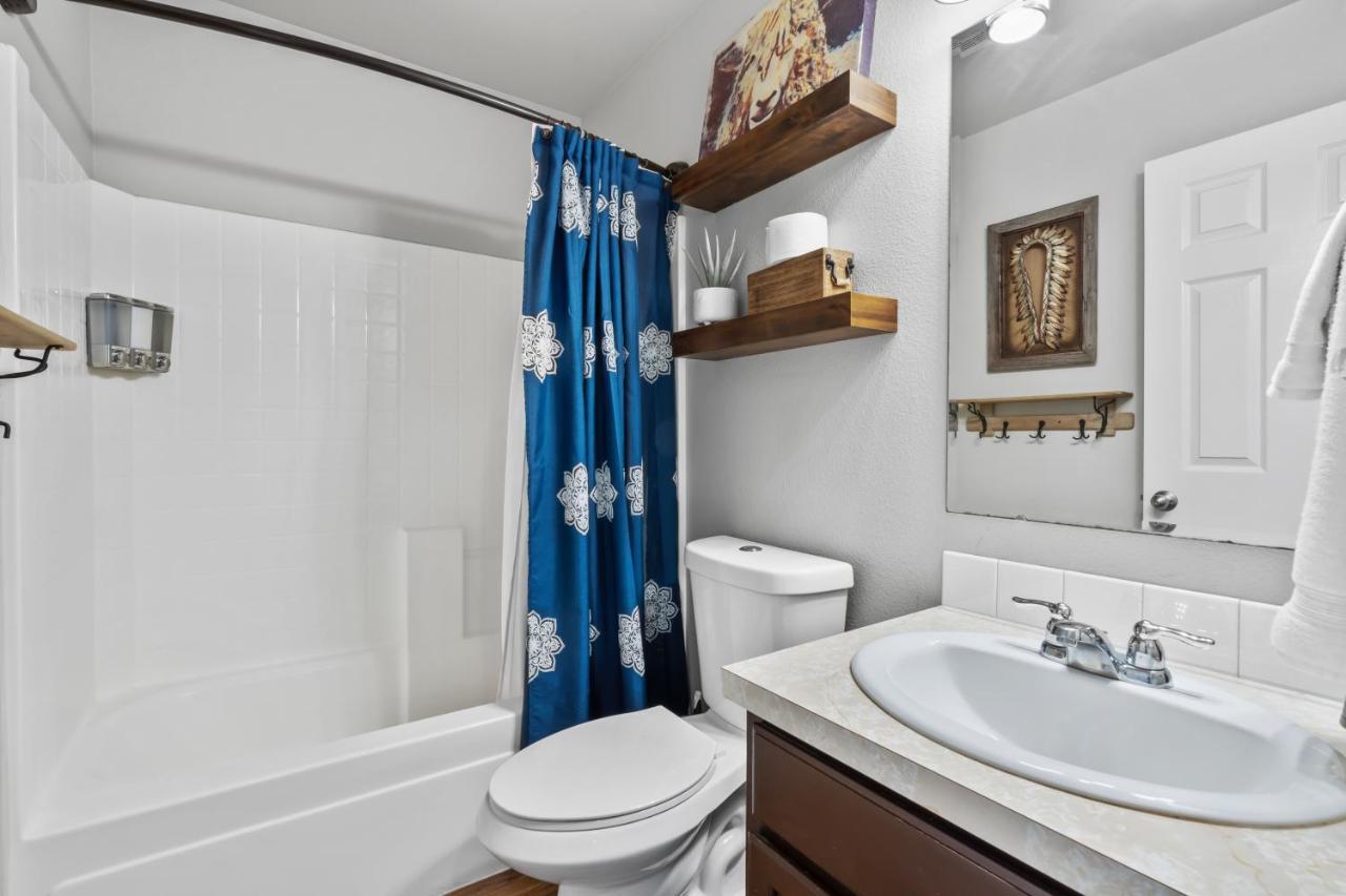 Southwestern Style 4 Bedroom Nampa Home Sleeps 16! المظهر الخارجي الصورة